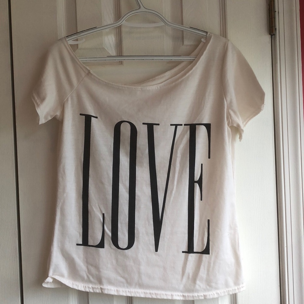 One shoulder graphic tee